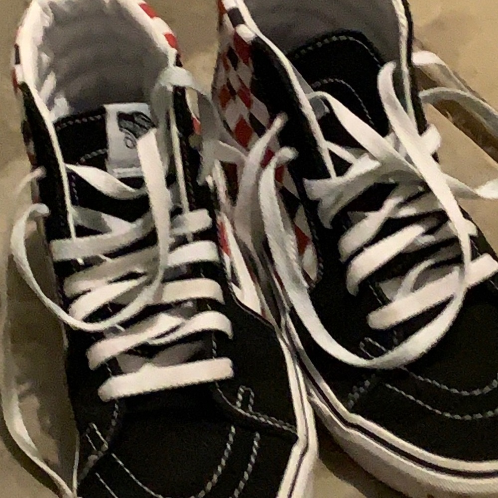 Kids red white in blue vans